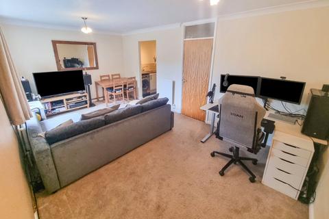 1 bedroom maisonette for sale, Britten Close, Guildford GU12