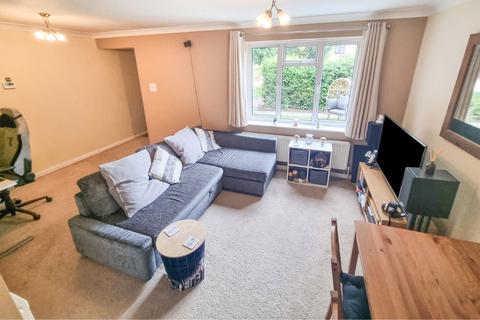 9 Britten Close, Ash, Aldershot, GU12 6LS