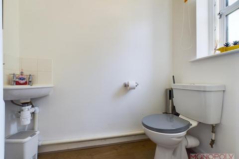 3 Britannia Close, Rhostyllen, Wrexham, LL14 4BX