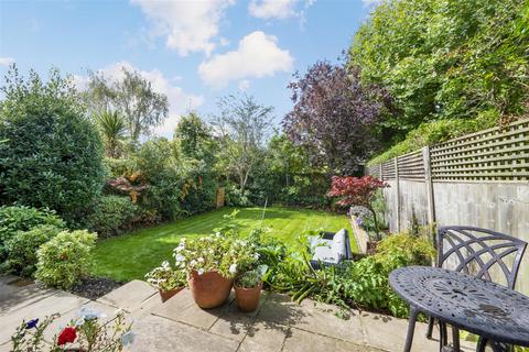 59 Lambton Road, Raynes Park, London, SW20 0LW