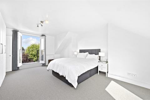 59 Lambton Road, Raynes Park, London, SW20 0LW