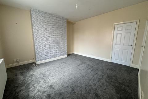 2 bedroom house to rent, Bainbridge Avenue, Willington