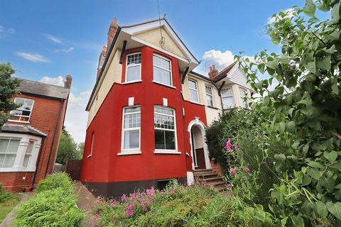 4 bedroom semi-detached house for sale, London Road, Braintree