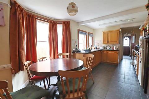 4 bedroom semi-detached house for sale, London Road, Braintree