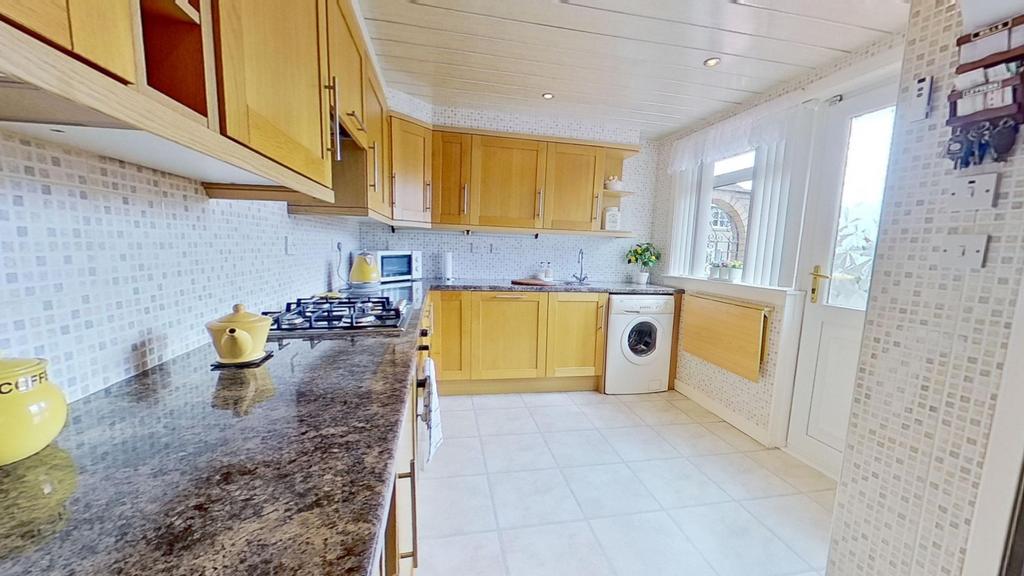 Fitted Kitchen