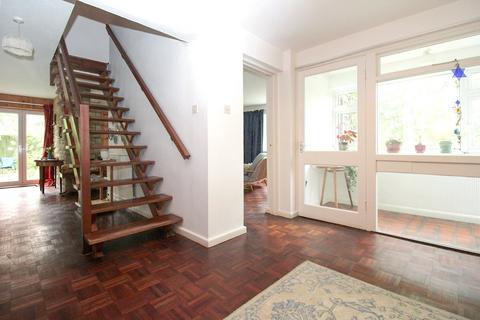 29 Dovetrees, Covingham, Swindon, SN3 5AX