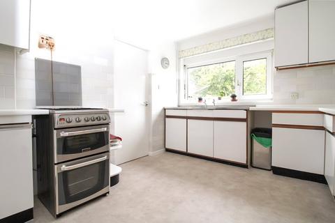 29 Dovetrees, Covingham, Swindon, SN3 5AX