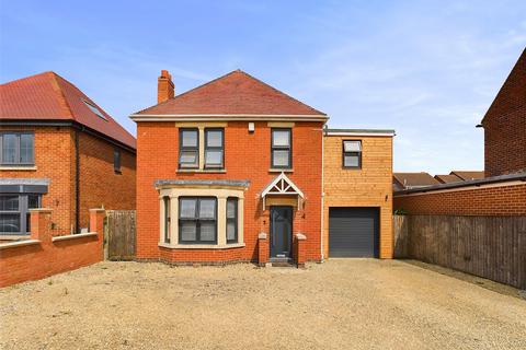 4 bedroom detached house for sale, Old Painswick Road, Gloucester, Gloucestershire, GL4