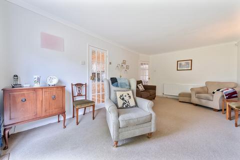 11 Felton Close, Petts Wood, Orpington, BR5 1AD