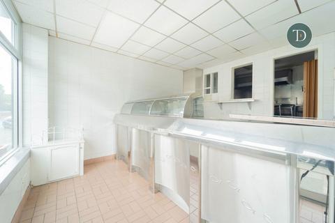 56 Bromborough Road, Wirral, CH63 7RH