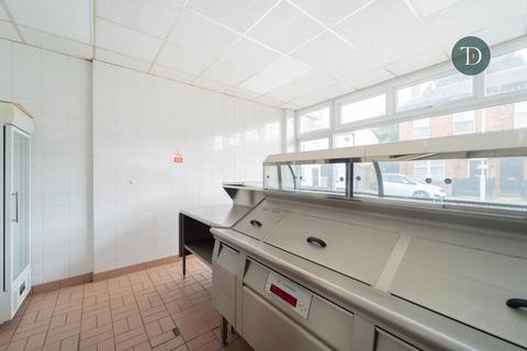 56 Bromborough Road, Wirral, CH63 7RH