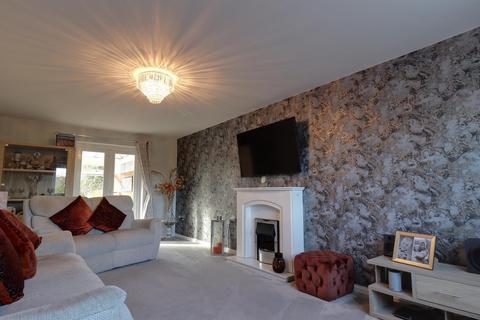 4 bedroom detached house for sale, Herald Way, Peterborough