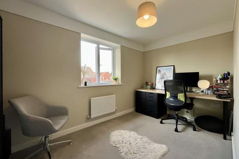 41 Adlington Close, Hampton Gardens, Peterborough, PE7 8QY
