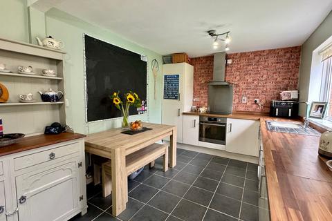 3 bedroom terraced house for sale, Pennyplock, Madley, Hereford, HR2