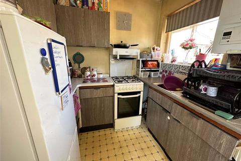 2 bedroom maisonette for sale, Moremead Road, London, SE6