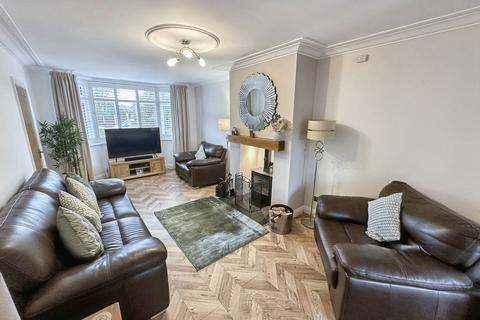 4 bedroom semi-detached house for sale, Butterstile Lane, Prestwich, M25