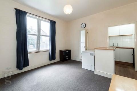 Studio to rent, St. James Road, Hereford