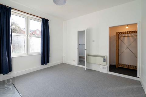 Studio to rent, St. James Road, Hereford