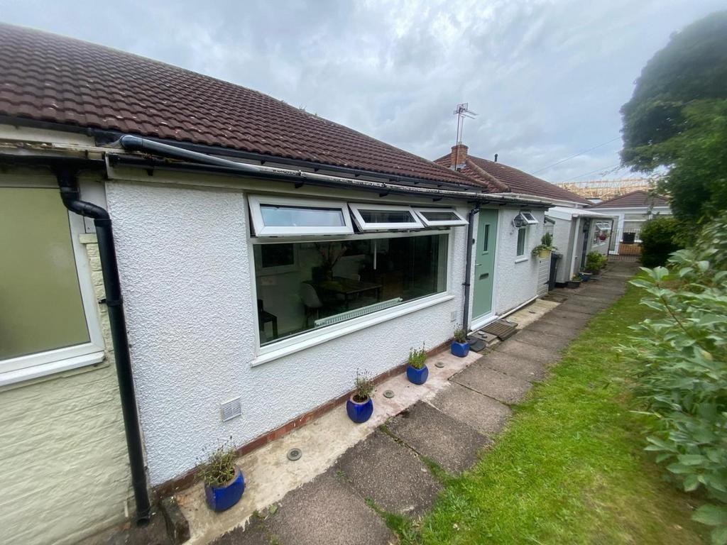 Yew Tree Bungalow 16.jpg