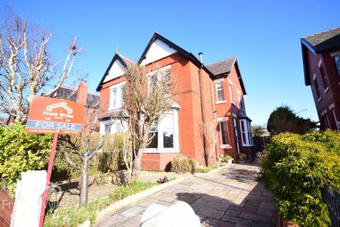 4 bedroom semi-detached house for sale, Park View Road, Lytham, Lancashire