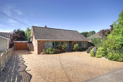 3 bedroom detached bungalow for sale, Colne Fields, Somersham