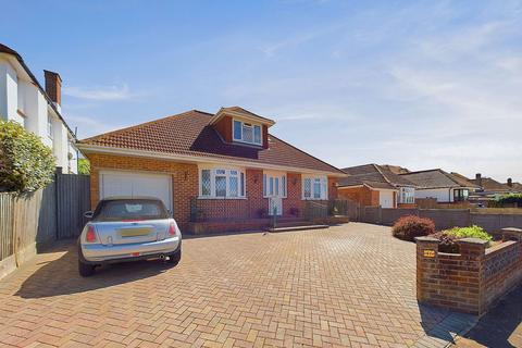 5 bedroom detached house for sale, Hollingbury Gardens, Worthing BN14