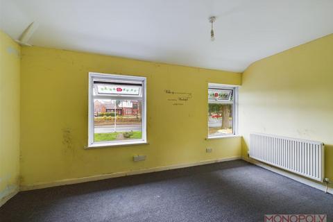 52 The Beeches, Wrexham, LL12 7BN