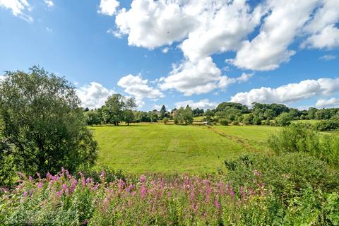 3 bedroom end of terrace house for sale, Thorpe Street, Glossop, Derbyshire, SK13