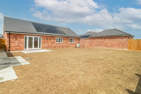 3 bedroom detached bungalow for sale, Fordham Road, Isleham CB7