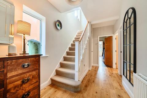 35 Linkside, London, N12 7LE