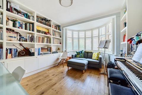 35 Linkside, London, N12 7LE
