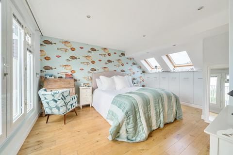 35 Linkside, London, N12 7LE