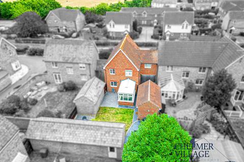 20 Sheldrick Link, Springfield, Chelmsford, CM2 6GJ