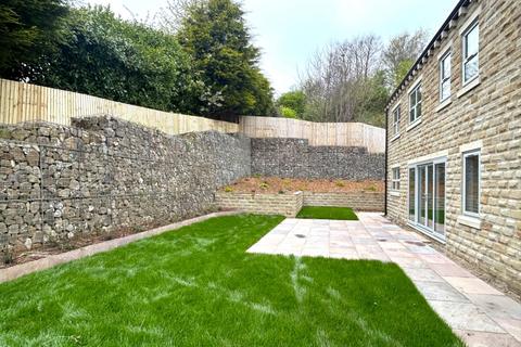 5 bedroom detached house for sale, Leeds Road, Howden Clough, West Yorkshire, WF17