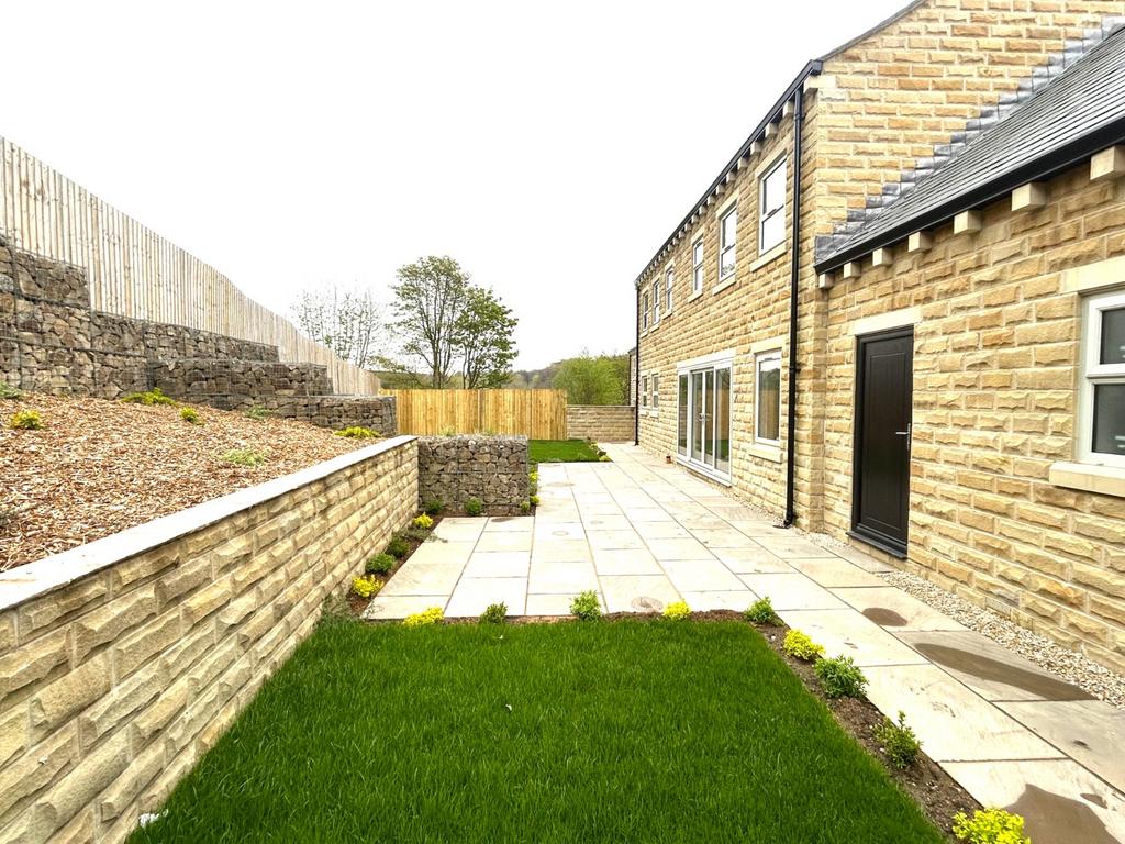 Plot 4 Garden