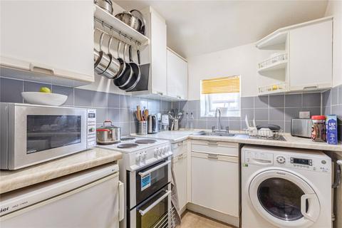 1 bedroom flat for sale, Spinney Hill, Surrey KT15