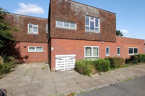 2 bedroom apartment for sale, Orgarswick Avenue, Romney Marsh TN29