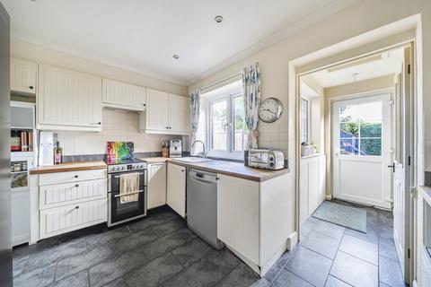 3 bedroom detached house for sale, Kingfield Road, Woking GU22