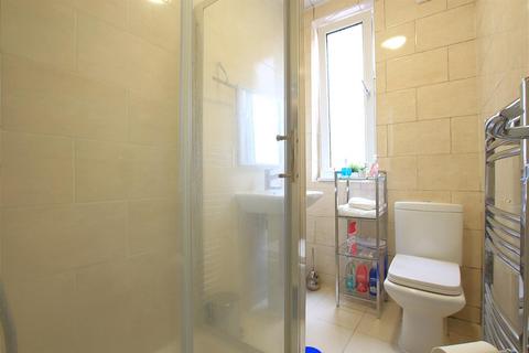 10a River Gardens, Feltham, TW14 0RE