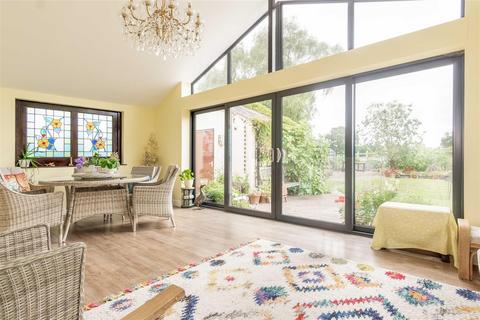 Lilac House Station Road, Wistow, Selby, YO8 3UZ
