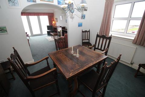 2 bedroom flat for sale, Cragburn Gate, Albert Road, Gourock