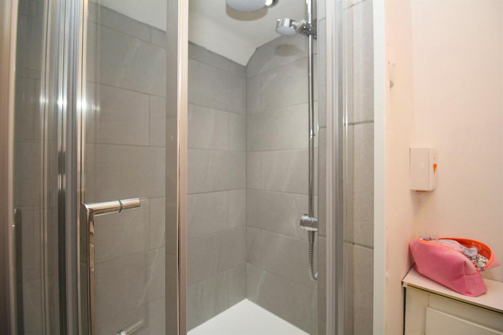 Ensuite Shower