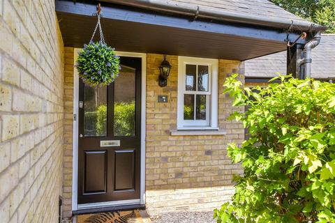 13 Dove Close, Herne Bay, CT6 7HS