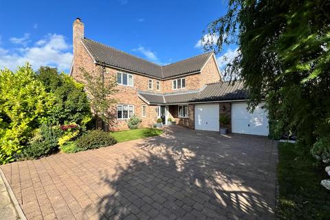 5 bedroom detached house for sale, Wellington Drive, Wynyard, Billingham