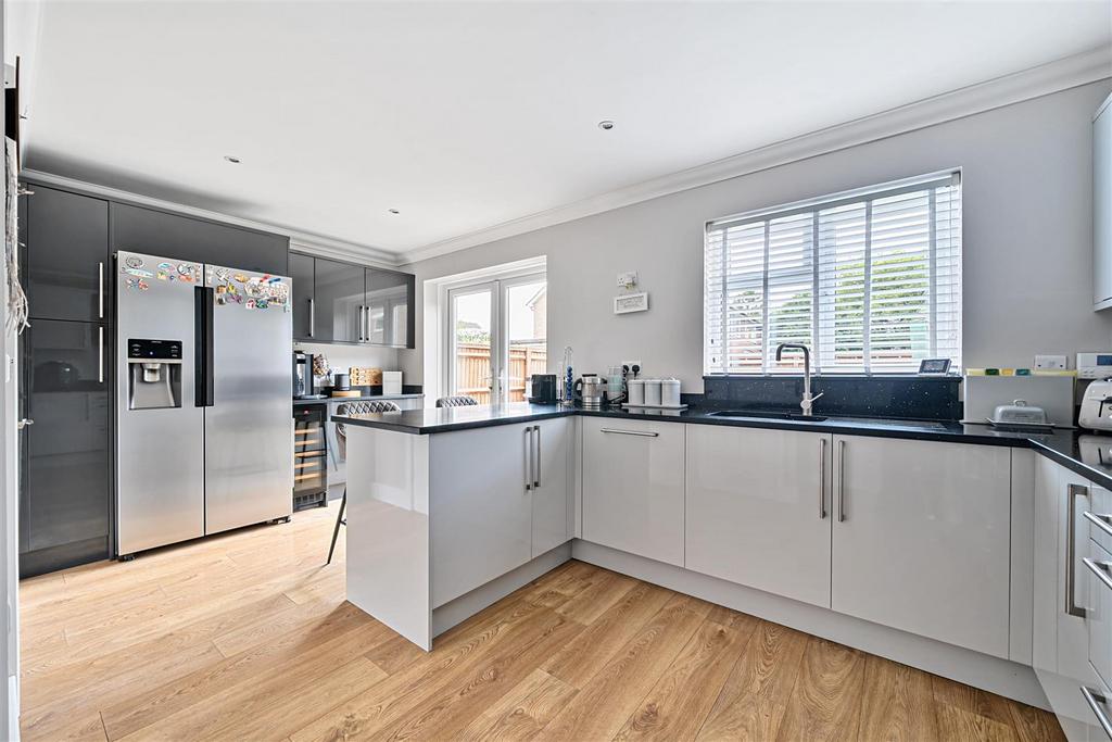 Kitchen/Breakfast Room