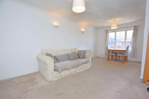93 Lowry Crescent, Mitcham, CR4 3NX