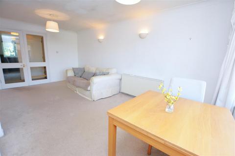 93 Lowry Crescent, Mitcham, CR4 3NX