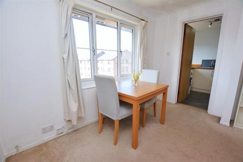 93 Lowry Crescent, Mitcham, CR4 3NX