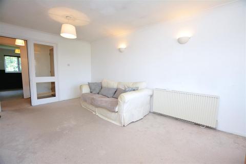93 Lowry Crescent, Mitcham, CR4 3NX