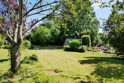 4 bedroom detached house for sale, Stockley Road, Heddington, Calne